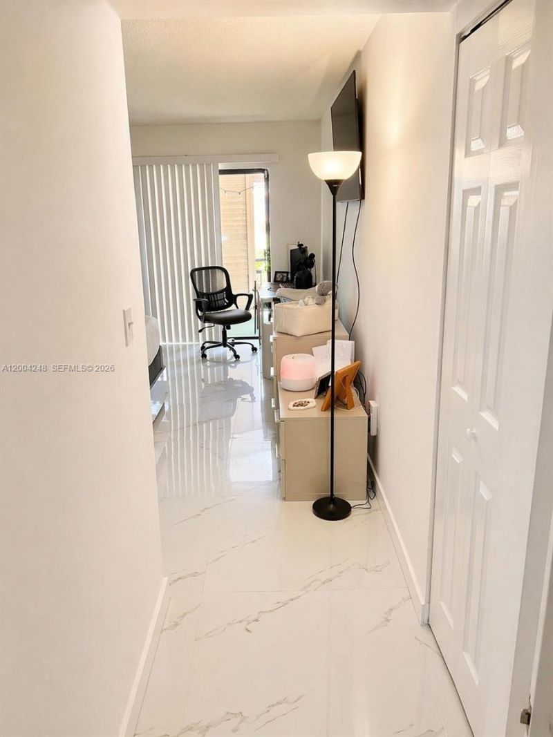 6555 W Broward Blvd, Unit 111, Plantation, FL 33317 Photo