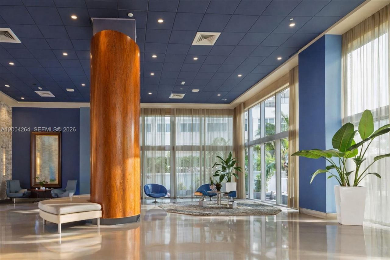 6365 Collins Ave, Unit 3204, Miami Beach, FL 33141 Photo