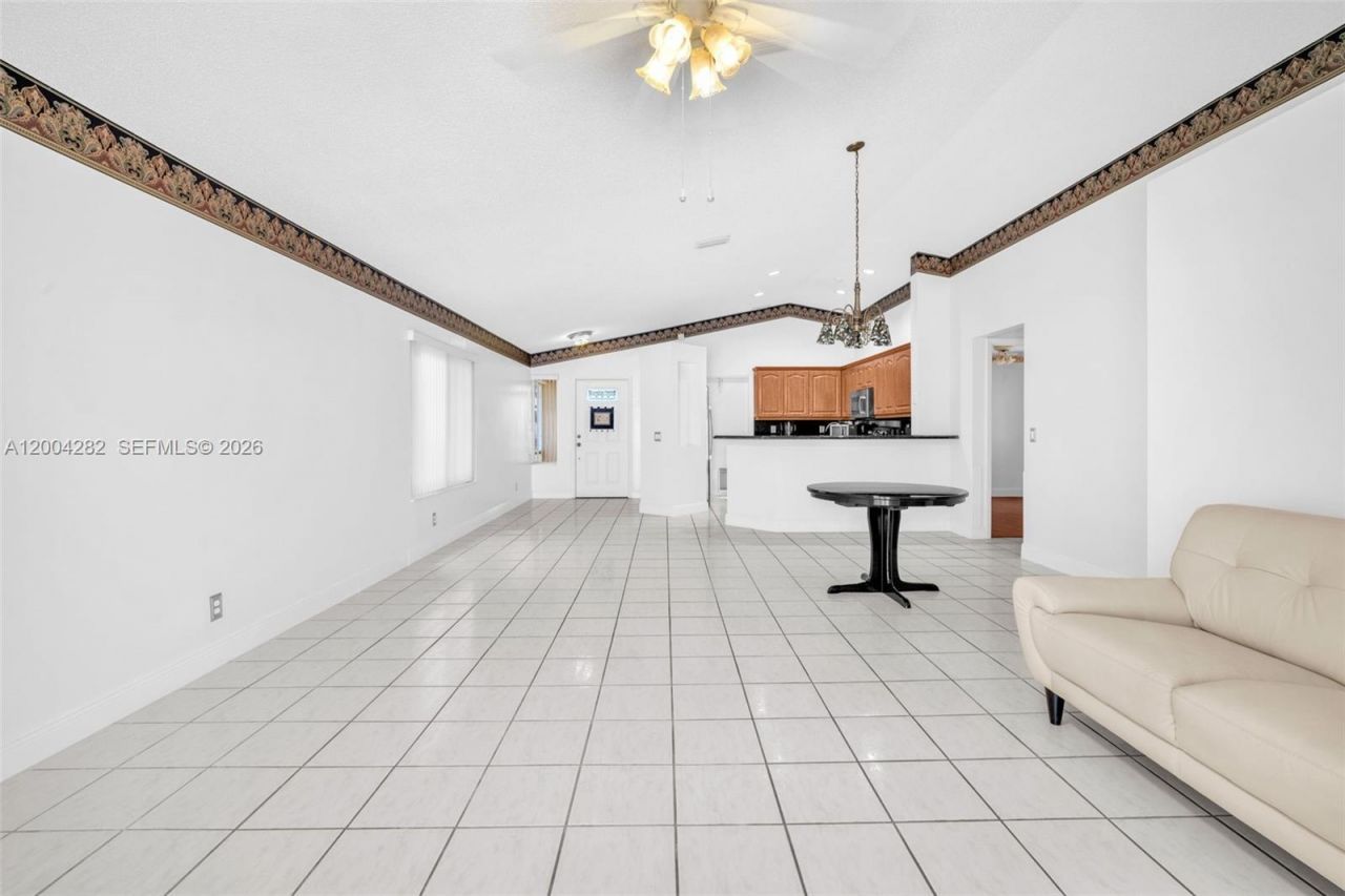 1600 Salerno Cir, Weston, FL 33327 Photo