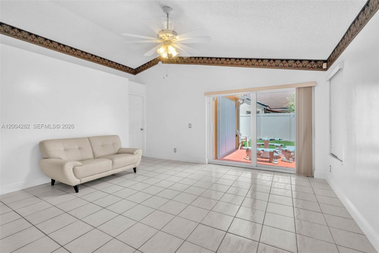 1600 Salerno Cir, Weston, FL 33327 Photo