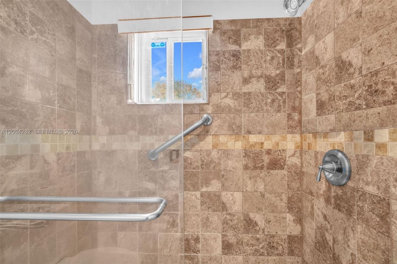 1600 Salerno Cir, Weston, FL 33327 Photo