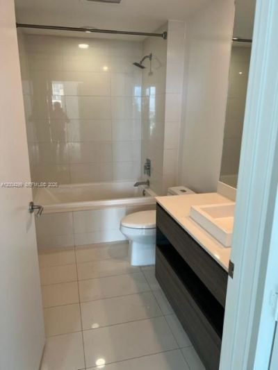 1100 S Miami Ave , Unit 2006, Miami, FL 33130 Photo