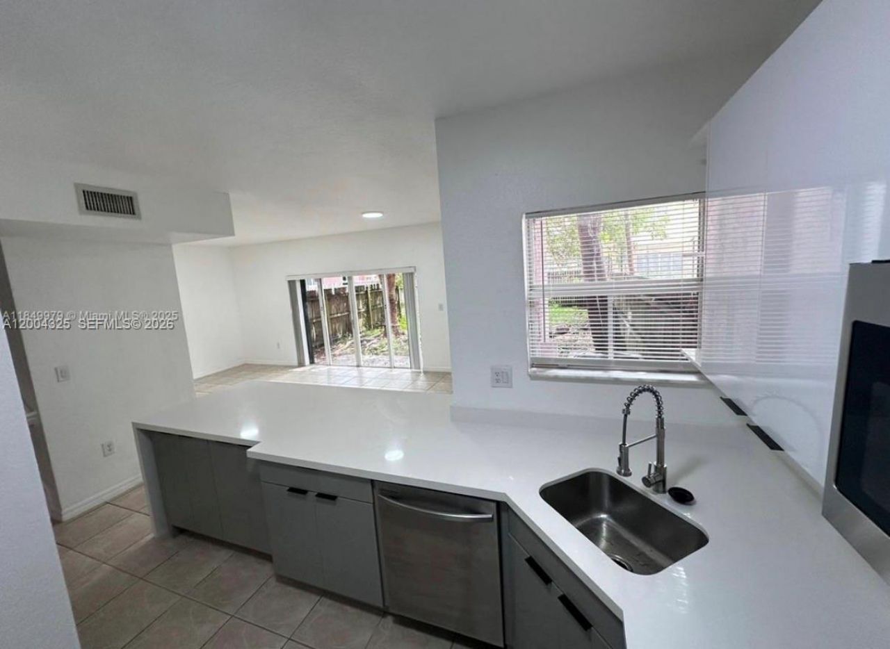 941 SW 6th Pl , Florida City, FL 33034 Photo