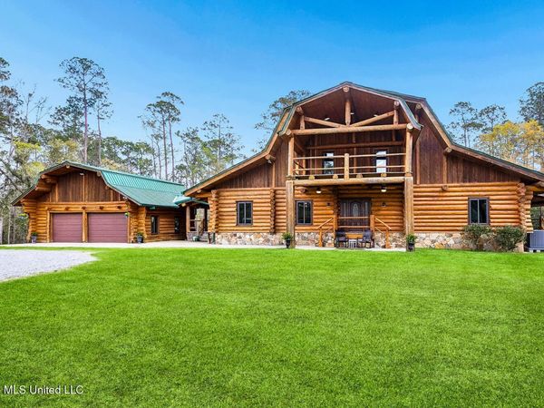 7190 Paradise Road, Kiln, MS 39556