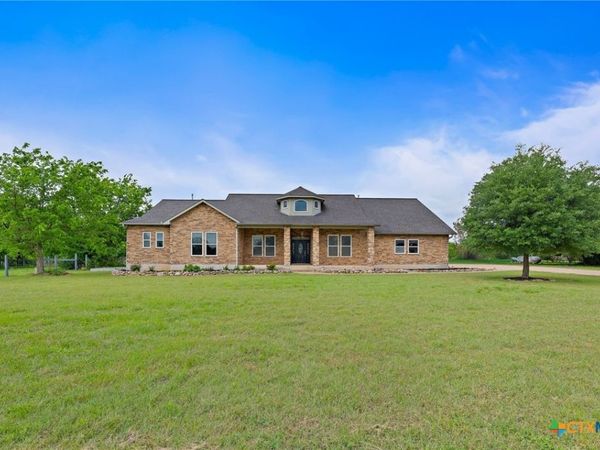 221 Mustang Mesa , Liberty Hill, TX 78642
