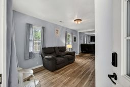 4319 Davison Road photo 4