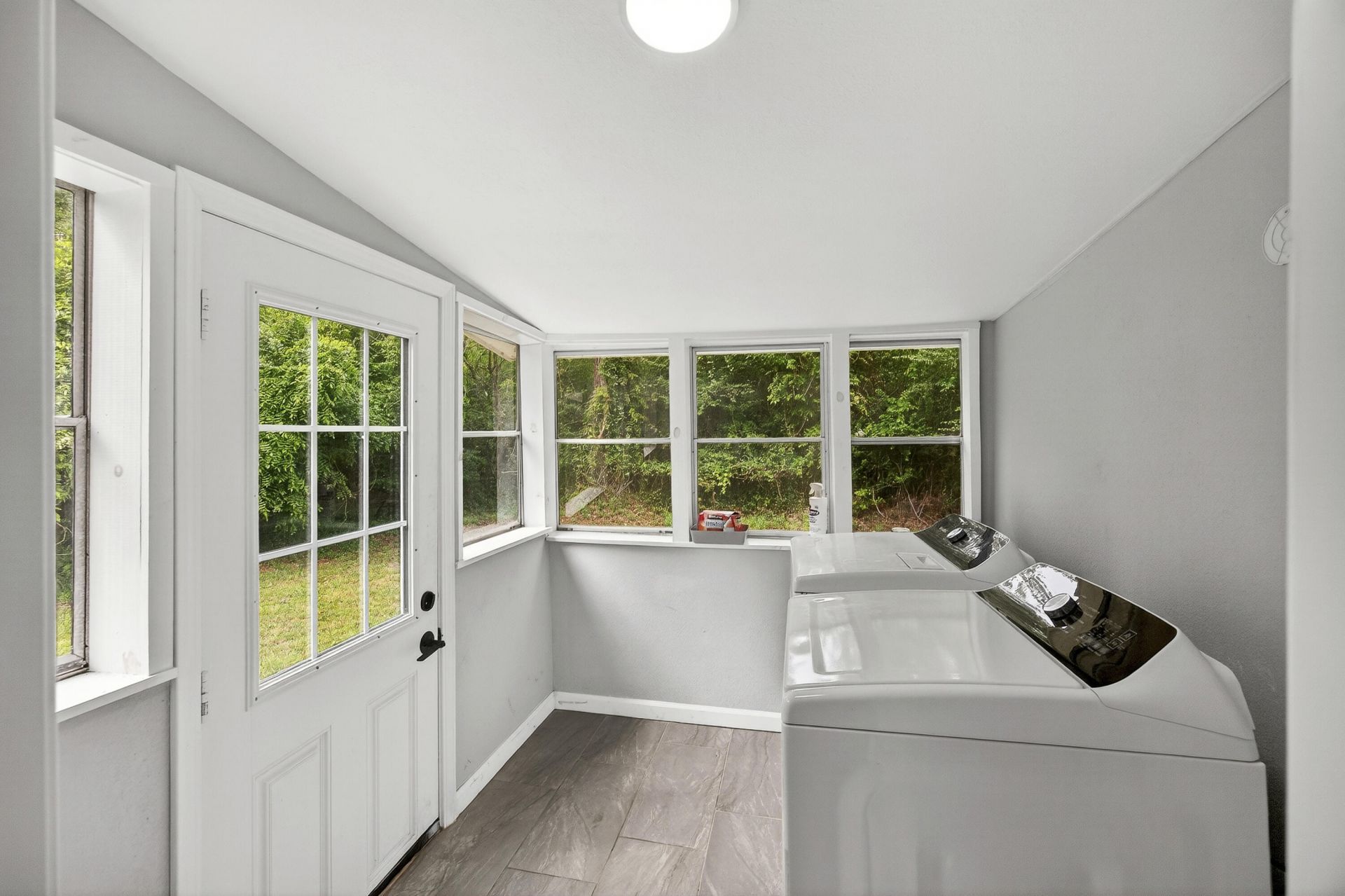 4319 Davison Road Photo 40