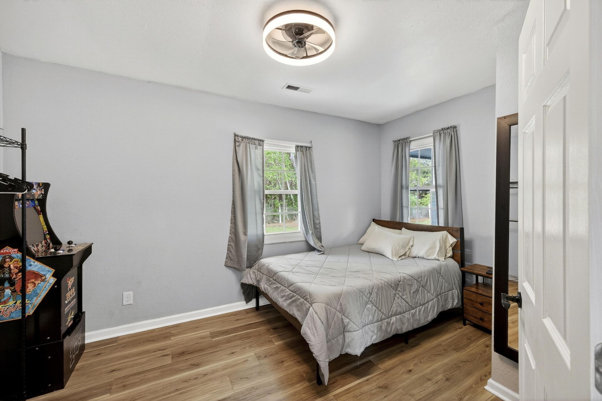 4319 Davison Road Photo 7