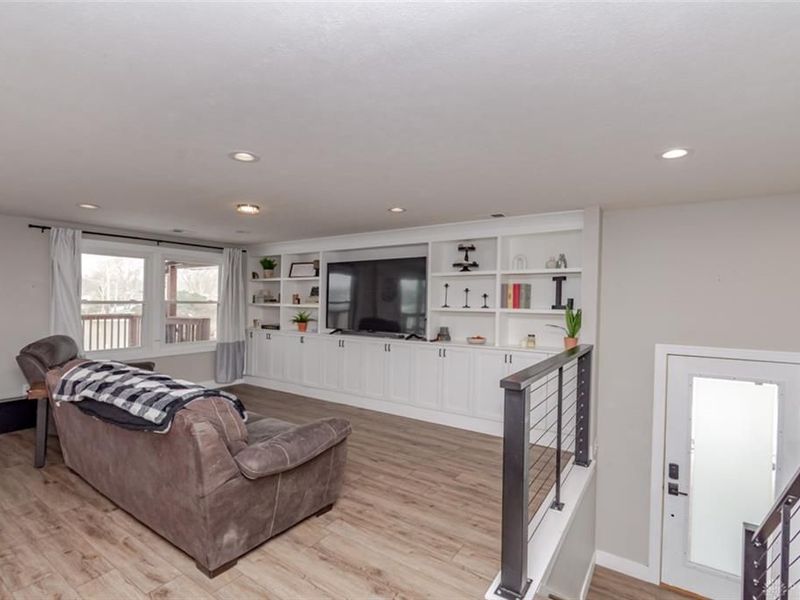 693 Lakengren Drive, Eaton, OH 45320 Photo 10