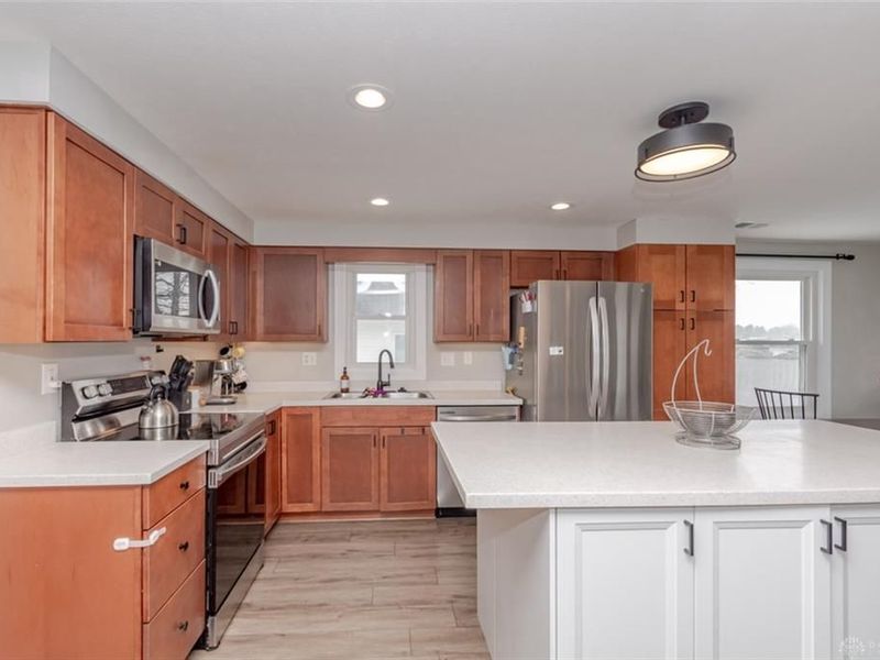 693 Lakengren Drive, Eaton, OH 45320 Photo 16