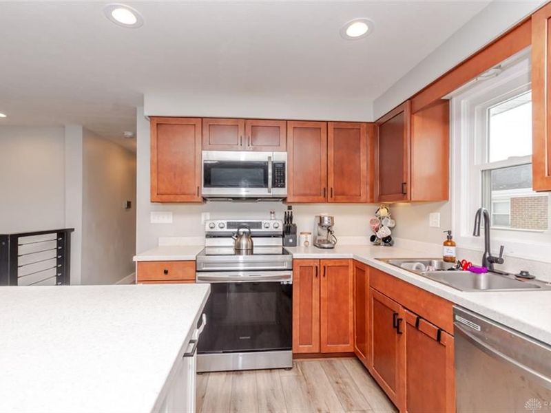 693 Lakengren Drive, Eaton, OH 45320 Photo 19