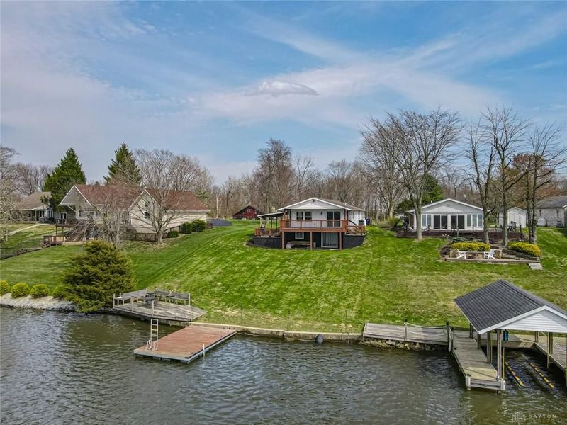 693 Lakengren Drive, Eaton, OH 45320 Photo 2