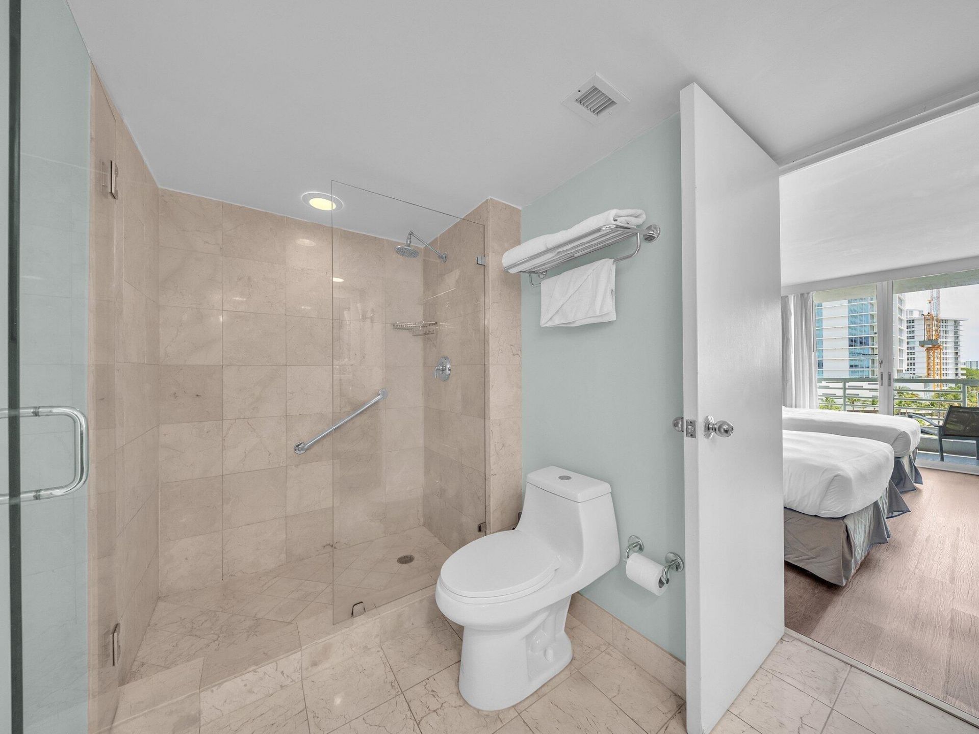 2670 E Sunrise Boulevard, Unit 509, Fort Lauderdale, FL 33304 Photo