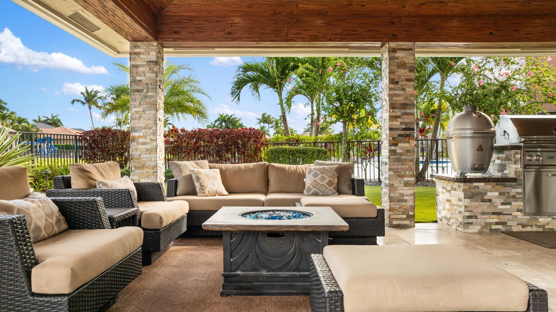 19132 Streamside Court, Boca Raton, FL 33498 Photo