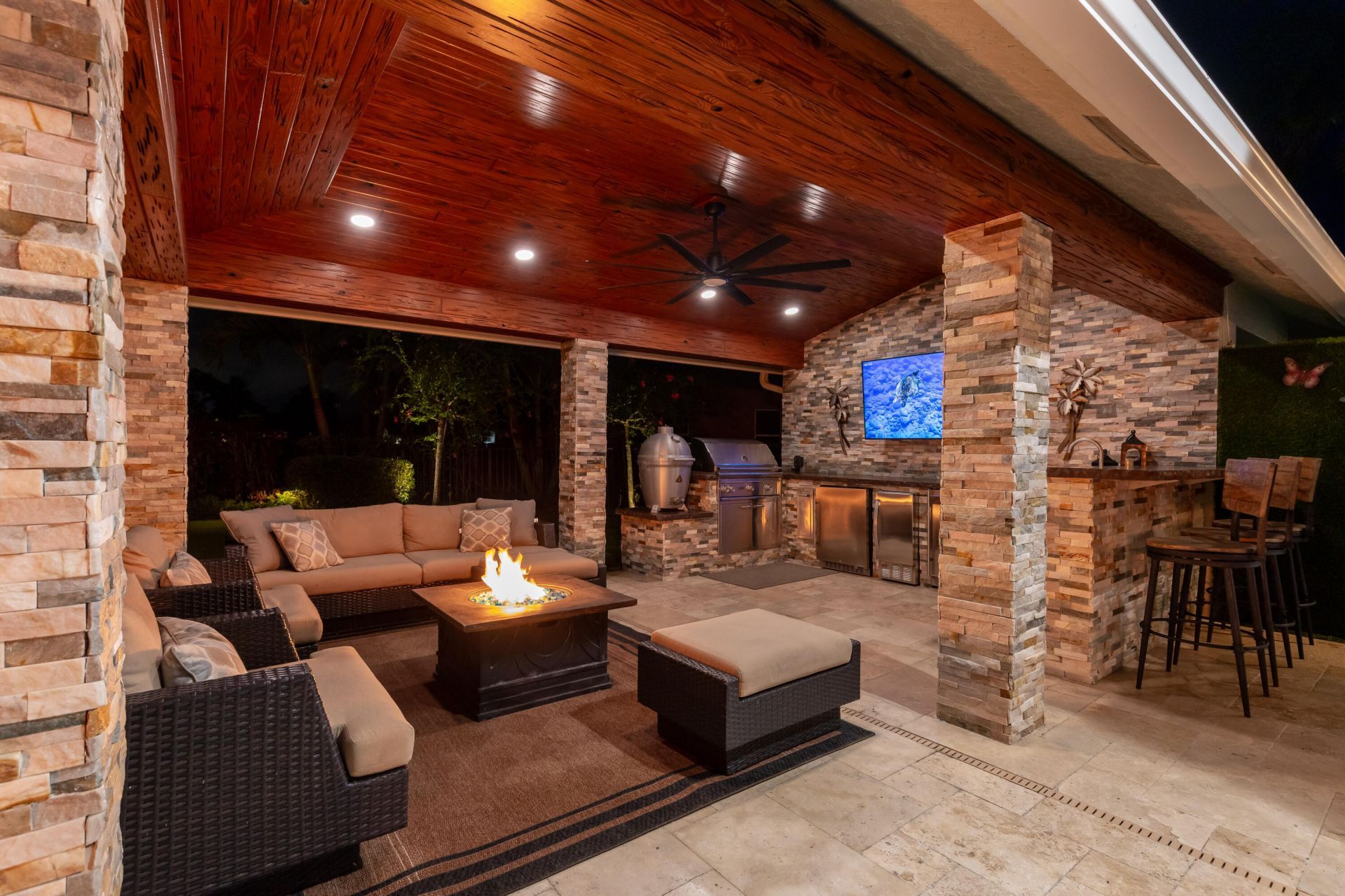 19132 Streamside Court, Boca Raton, FL 33498 Photo