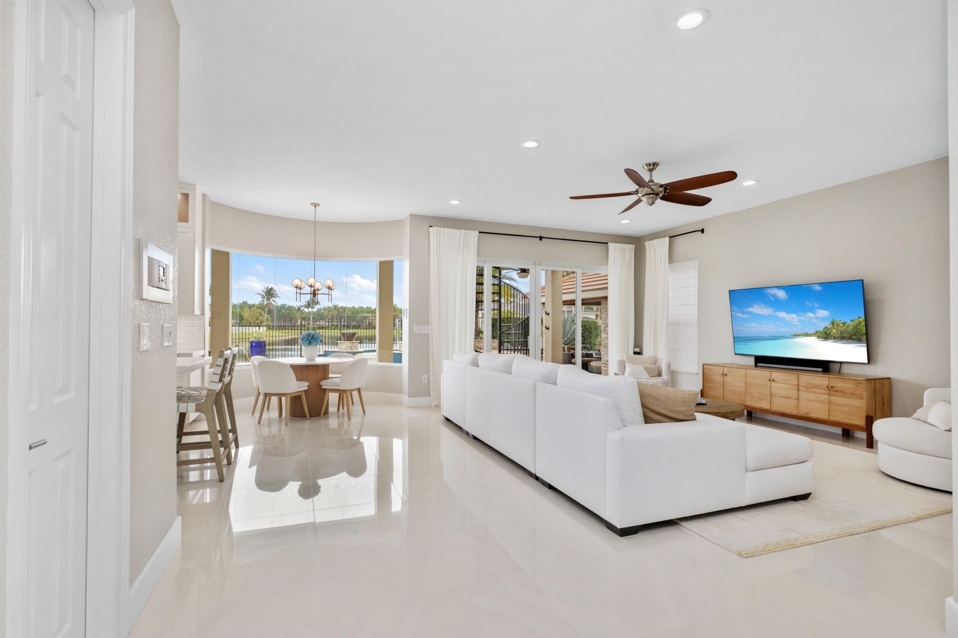 19132 Streamside Court, Boca Raton, FL 33498 Photo