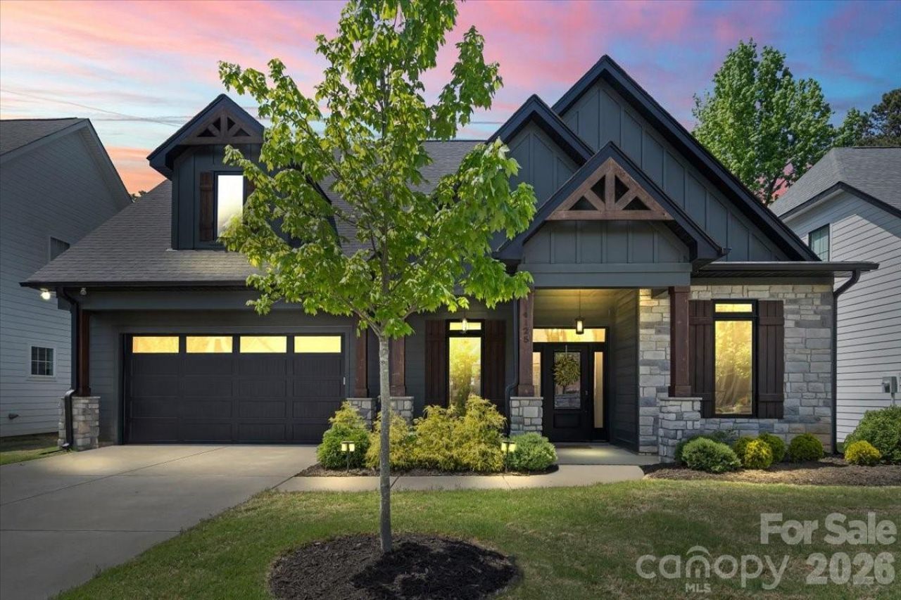 14125 Shelburne Village Drive, Charlotte, NC 28278 Main Photo