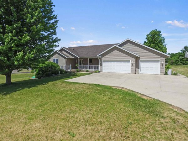 13072 W Woodworth Drive, Evansville, WI 53536