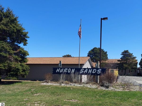 4390 US-23 N, Unit 105, Oscoda, MI 48750