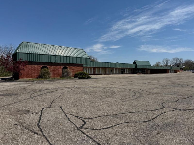 4652 Wilmington Pike, Kettering, OH 45440 Photo 5