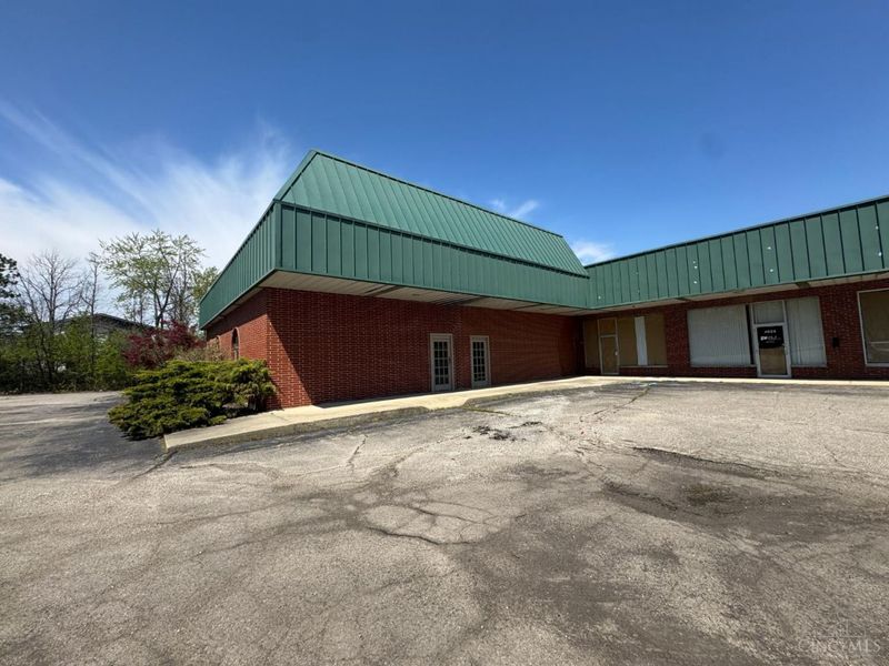 4652 Wilmington Pike, Kettering, OH 45440 Photo 7