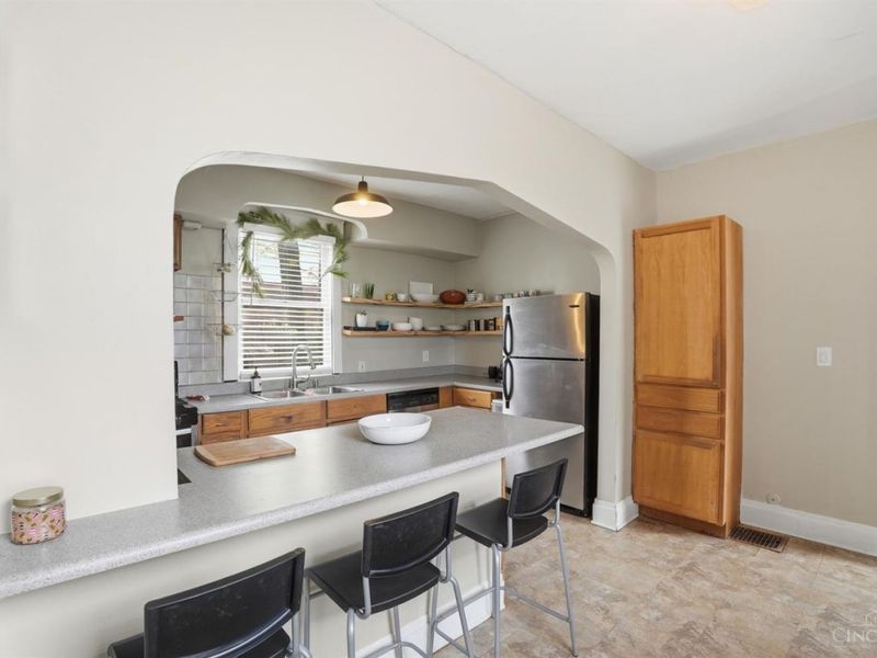 3935 St James Avenue, Silverton, OH 45236 Photo 10