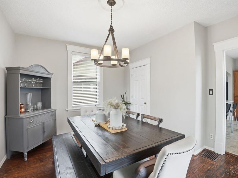 3935 St James Avenue, Silverton, OH 45236 Photo 19