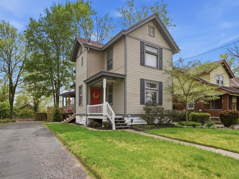 3935 St James Avenue, Silverton, OH 45236 Photo 3