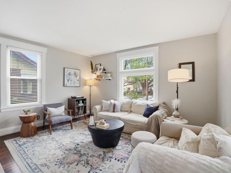 3935 St James Avenue, Silverton, OH 45236 Photo 6