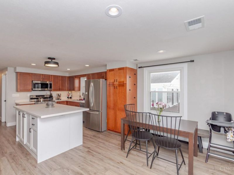 693 Lakengren Drive, Lakengren, OH 45320 Photo 13