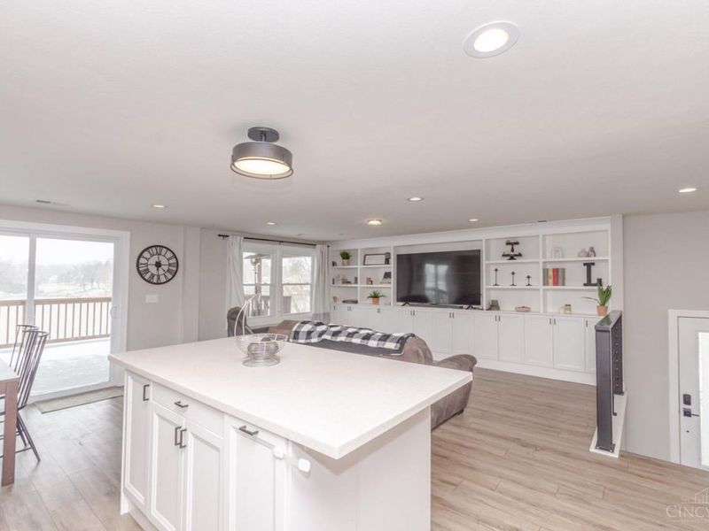 693 Lakengren Drive, Lakengren, OH 45320 Photo 15