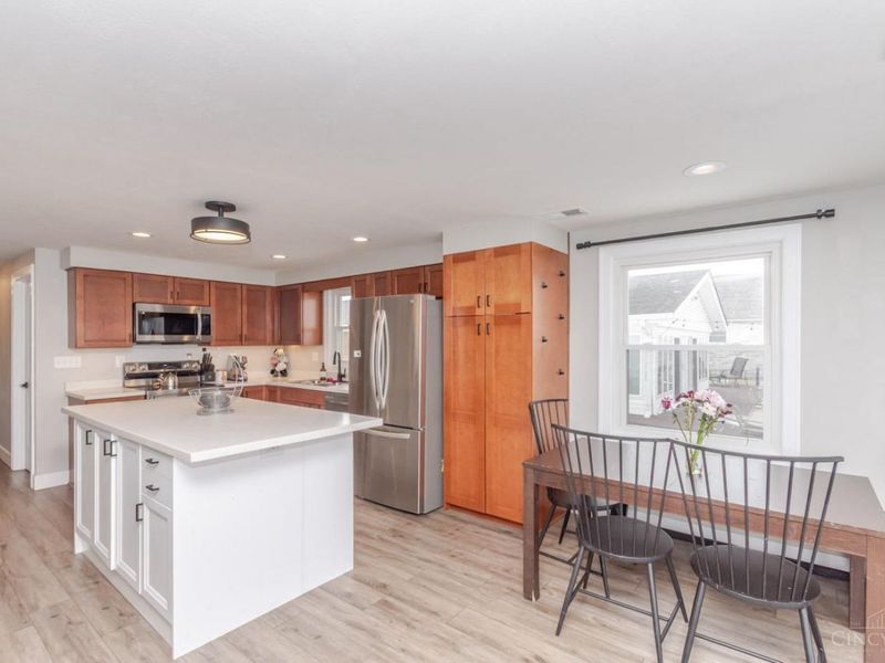 693 Lakengren Drive, Lakengren, OH 45320 Photo 17