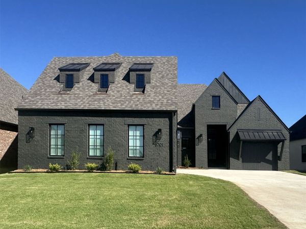 6701 S Fir Avenue, Broken Arrow, OK 74011