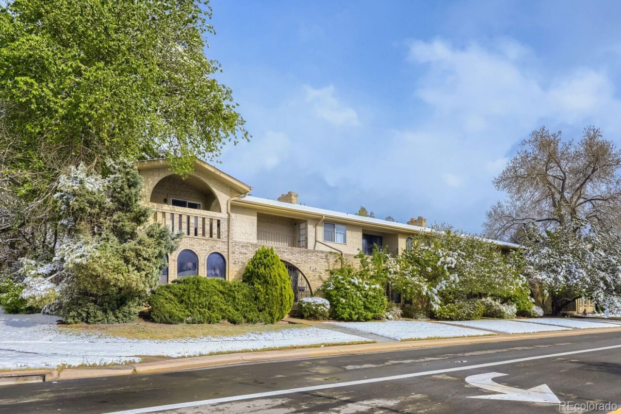 3500 S Ivanhoe Street, Denver, CO 80237 Main Photo