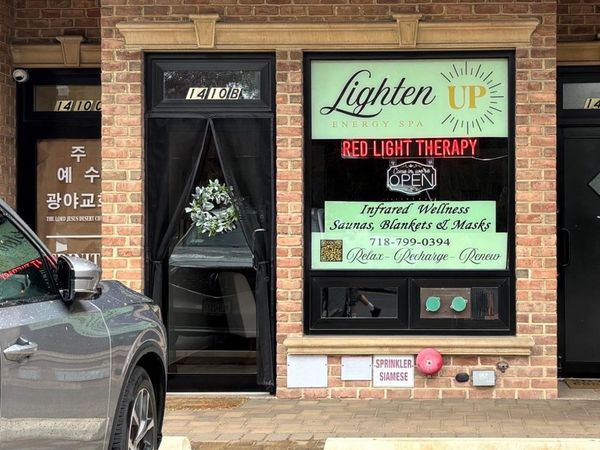 1410 Clintonville Street , Whitestone, NY 11357