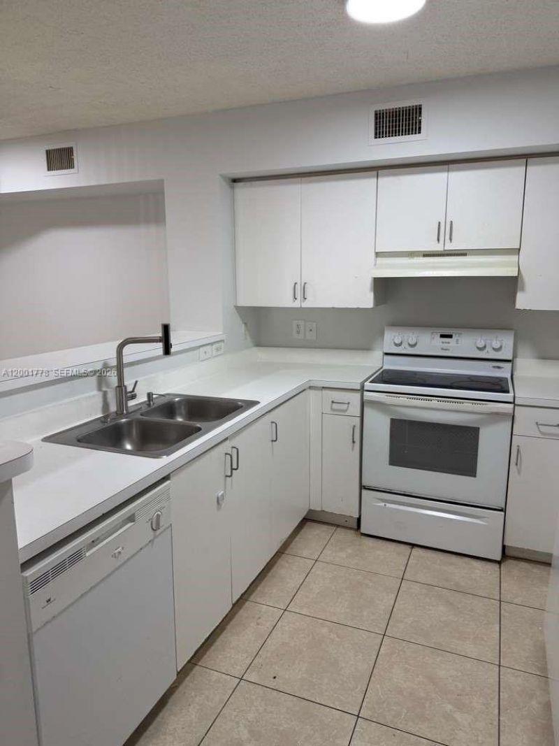 2173 Renaissance Blvd , Unit 101, Miramar, FL 33025 Photo