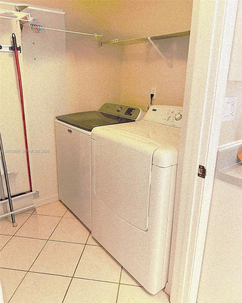 18000 N Bay Rd , Unit 201, Sunny Isles Beach, FL 33160 Photo