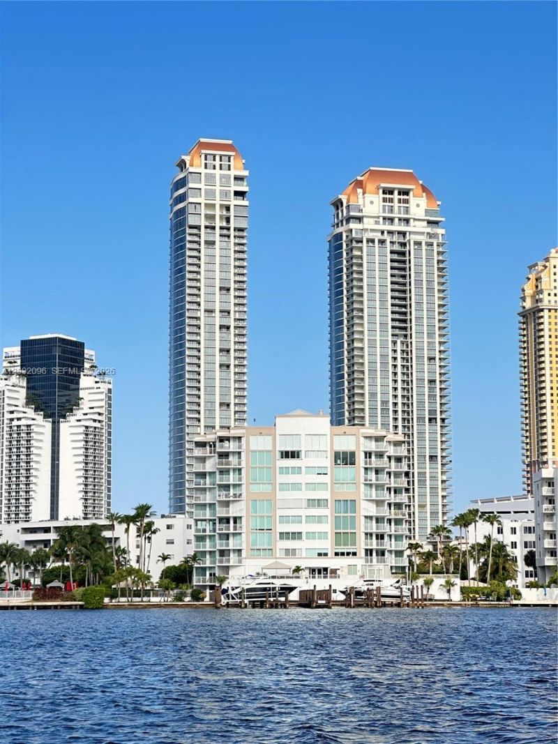 18000 N Bay Rd , Unit 201, Sunny Isles Beach, FL 33160 Photo