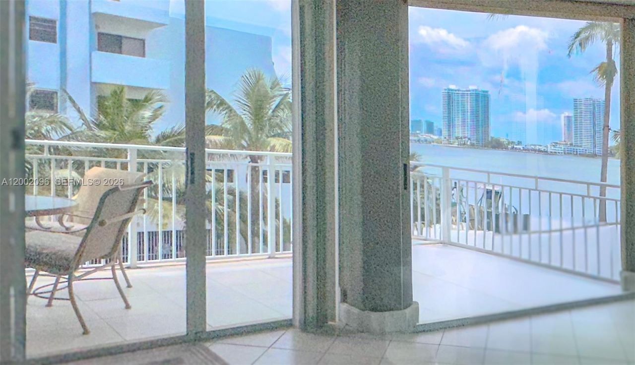 18000 N Bay Rd , Unit 201, Sunny Isles Beach, FL 33160 Photo