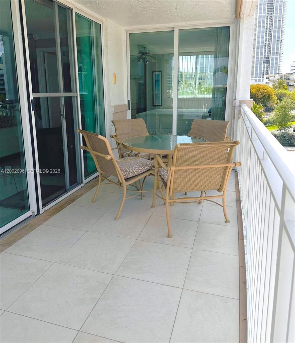 18000 N Bay Rd , Unit 201, Sunny Isles Beach, FL 33160 Photo