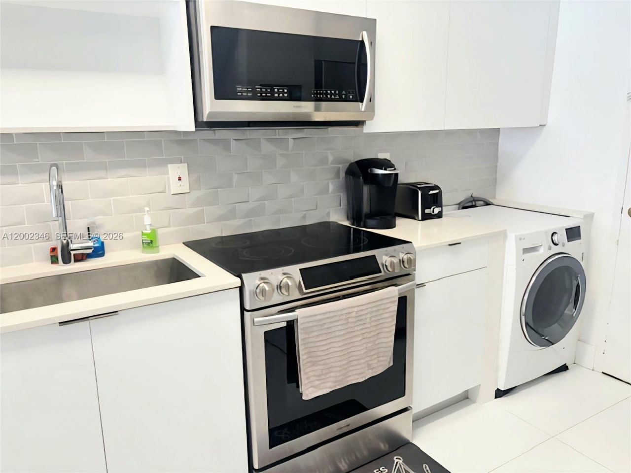 100 Lincoln Rd , Unit 927, Miami Beach, FL 33139 Photo