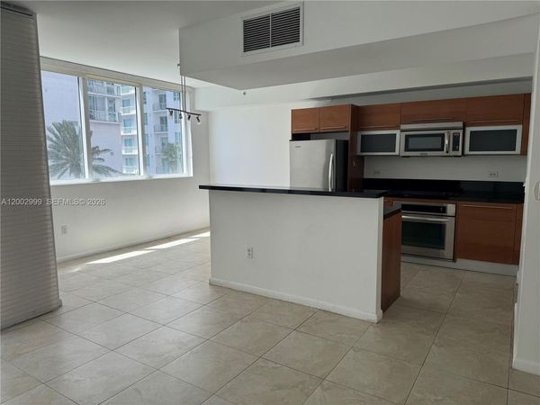 253 NE 2nd St , Unit 1108, Miami, FL 33132
