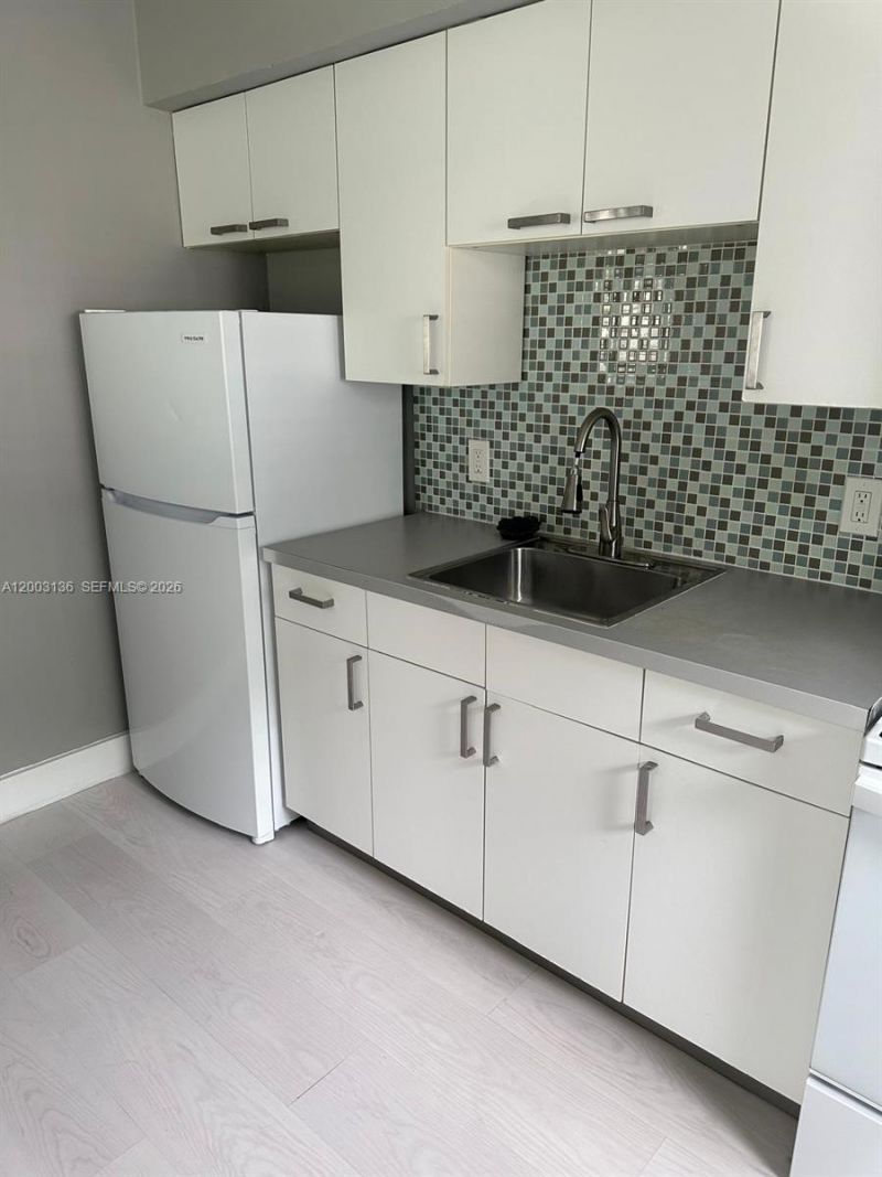 2016 Miami Rd , Unit B, Fort Lauderdale, FL 33316 Photo