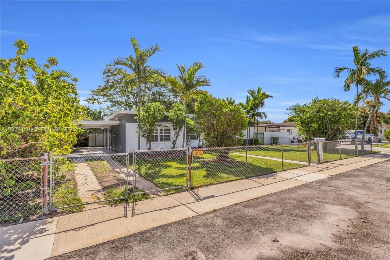 5971 W 13th Ave , Hialeah, FL 33012 Photo