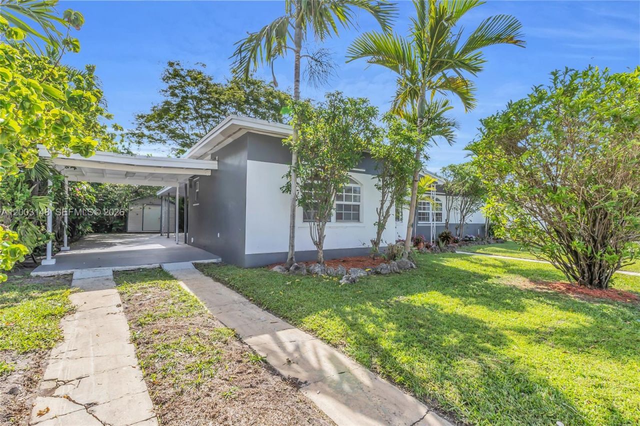 5971 W 13th Ave , Hialeah, FL 33012 Photo