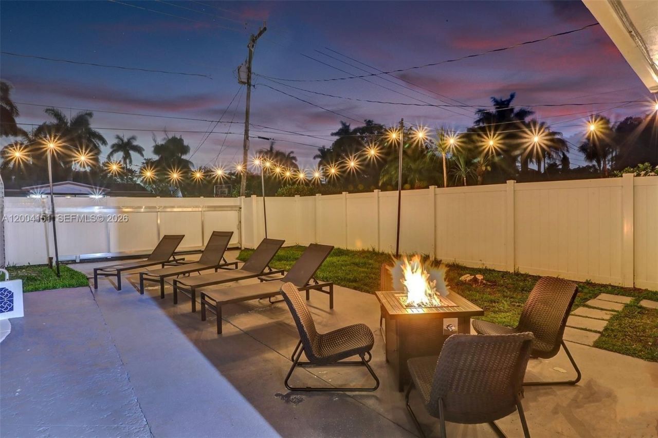 1426 Coolidge St , Hollywood, FL 33020 Photo