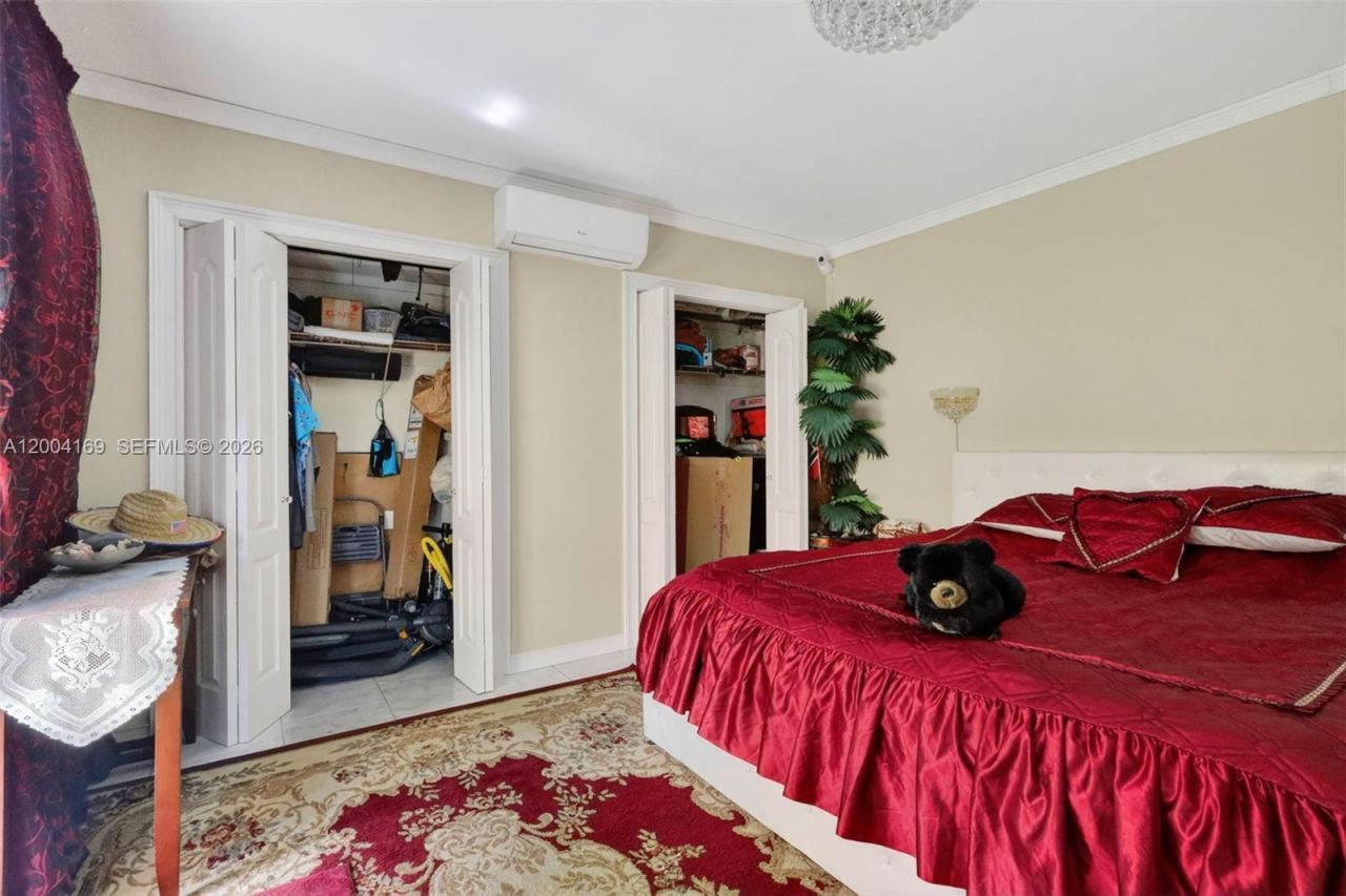 1820 Venice Park Dr , Unit 102, North Miami, FL 33181 Photo