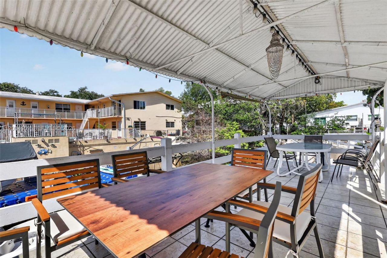 1820 Venice Park Dr , Unit 102, North Miami, FL 33181 Photo