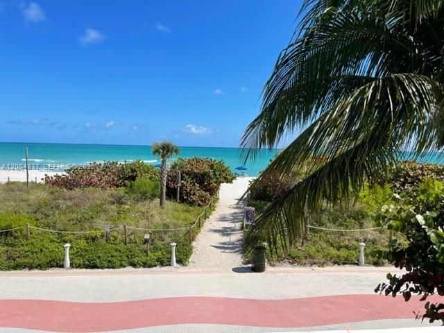 5555 Collins Ave, Unit 7Z, Miami Beach, FL 33140 Photo