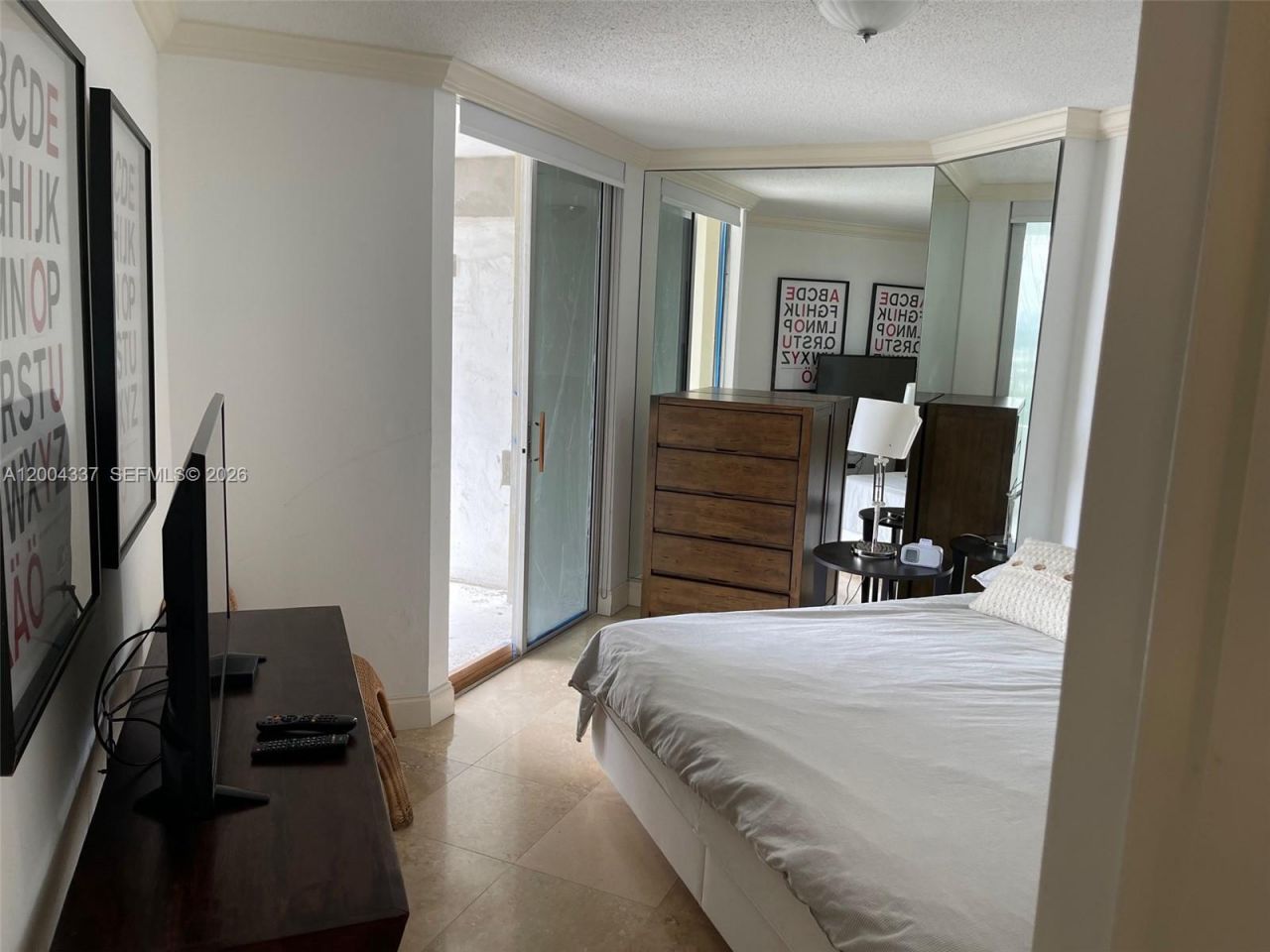 5555 Collins Ave, Unit 7Z, Miami Beach, FL 33140 Photo